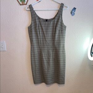 Gray and Black Sleeveless Square Neck Mini Dress